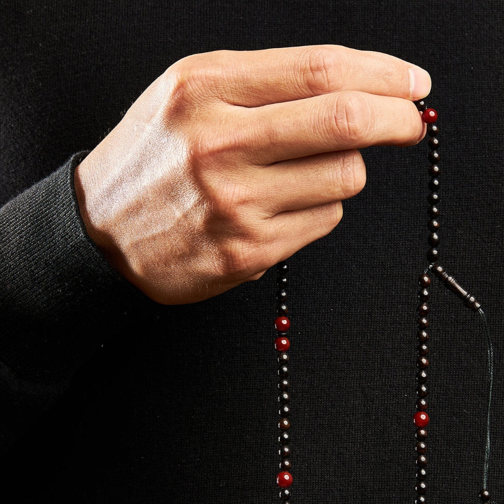 The Traveller Sibha Bracelet: Aqeeq and Ebony - 99 Beads, 5.5mm